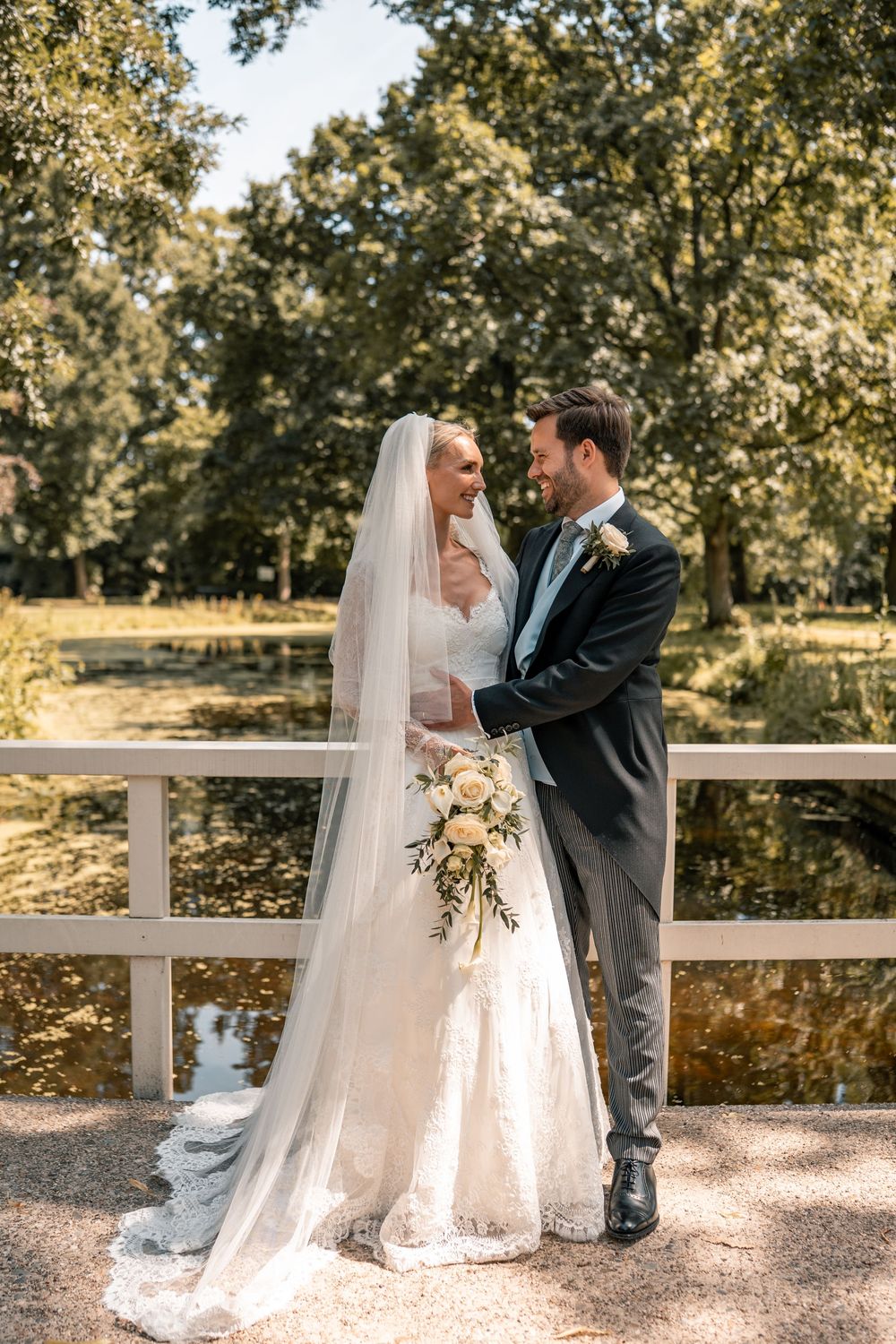 NORFOLK WEDDING PHOTOGRAPHER - ABI VINCENT PHOTOGRAPHY - WEDDING PORTRAITS - CLASSIC WEDDING