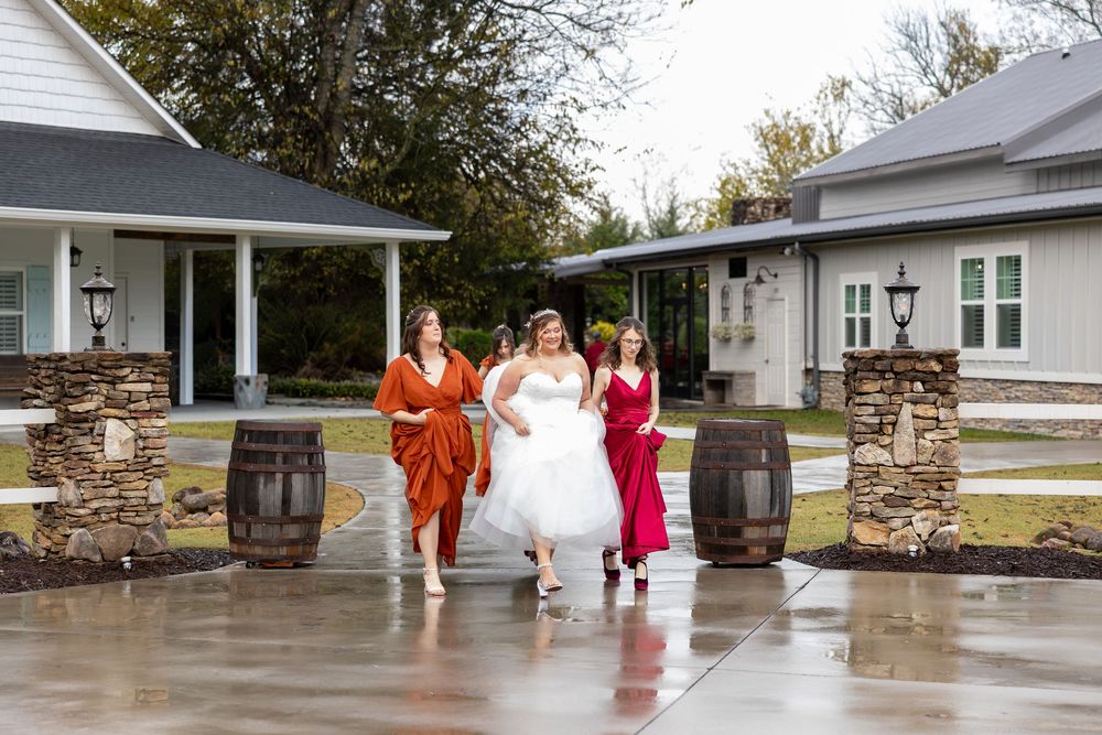 Wedding Photographer in East Tennessee, TN, near Chattanooga, TN. Faith Farms, Athens, TN in East Tennessee, TN, near Chattanooga, TN