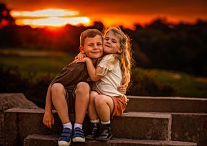 Nikolina Photography, signature kid's and family portraits.