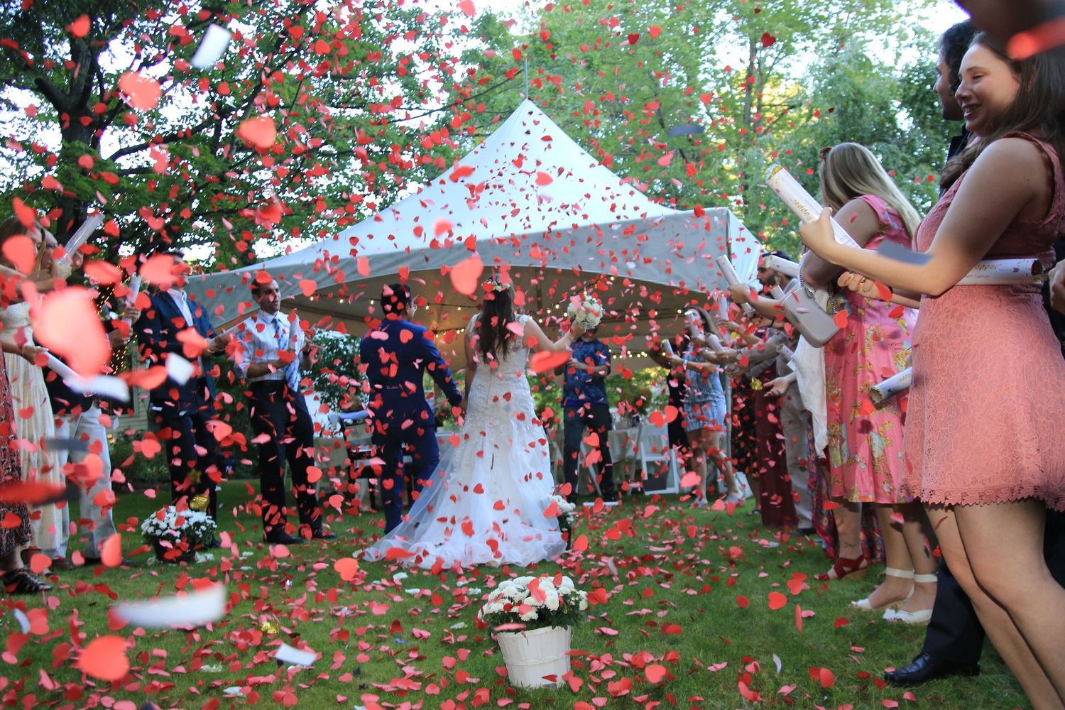 heart wedding poppers Creative Warrens
