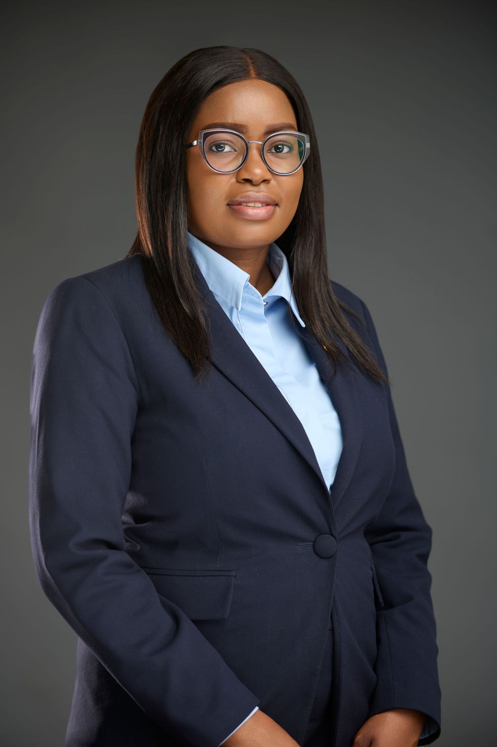Lady posing for a corporate headshot
