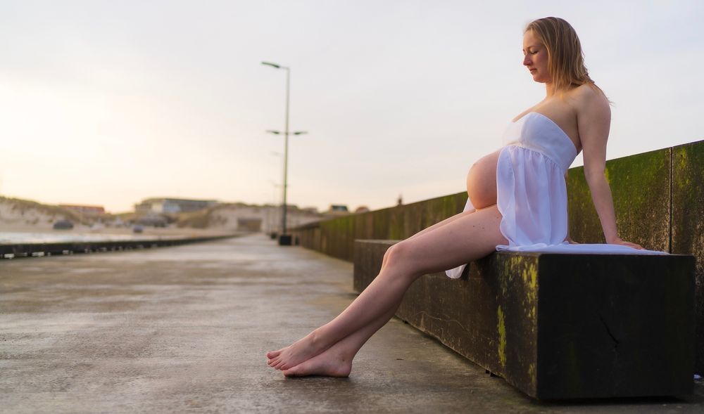 modeldrømme og hyggelig veninde aften med bobler og skønt musik photoshoot ved Kristian Bast Fashion photoshoot ved Kristian Bast