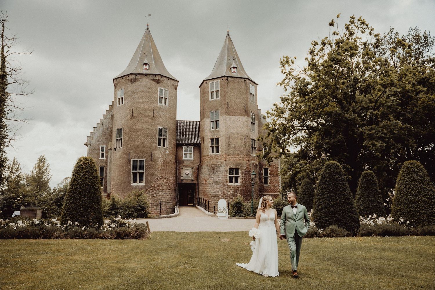 Bruiloft gefotografeerd door trouwfotograaf uit Helmond, Eindhoven, Deurne