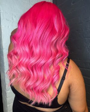 Fushia pint to light pink fashion hair color
