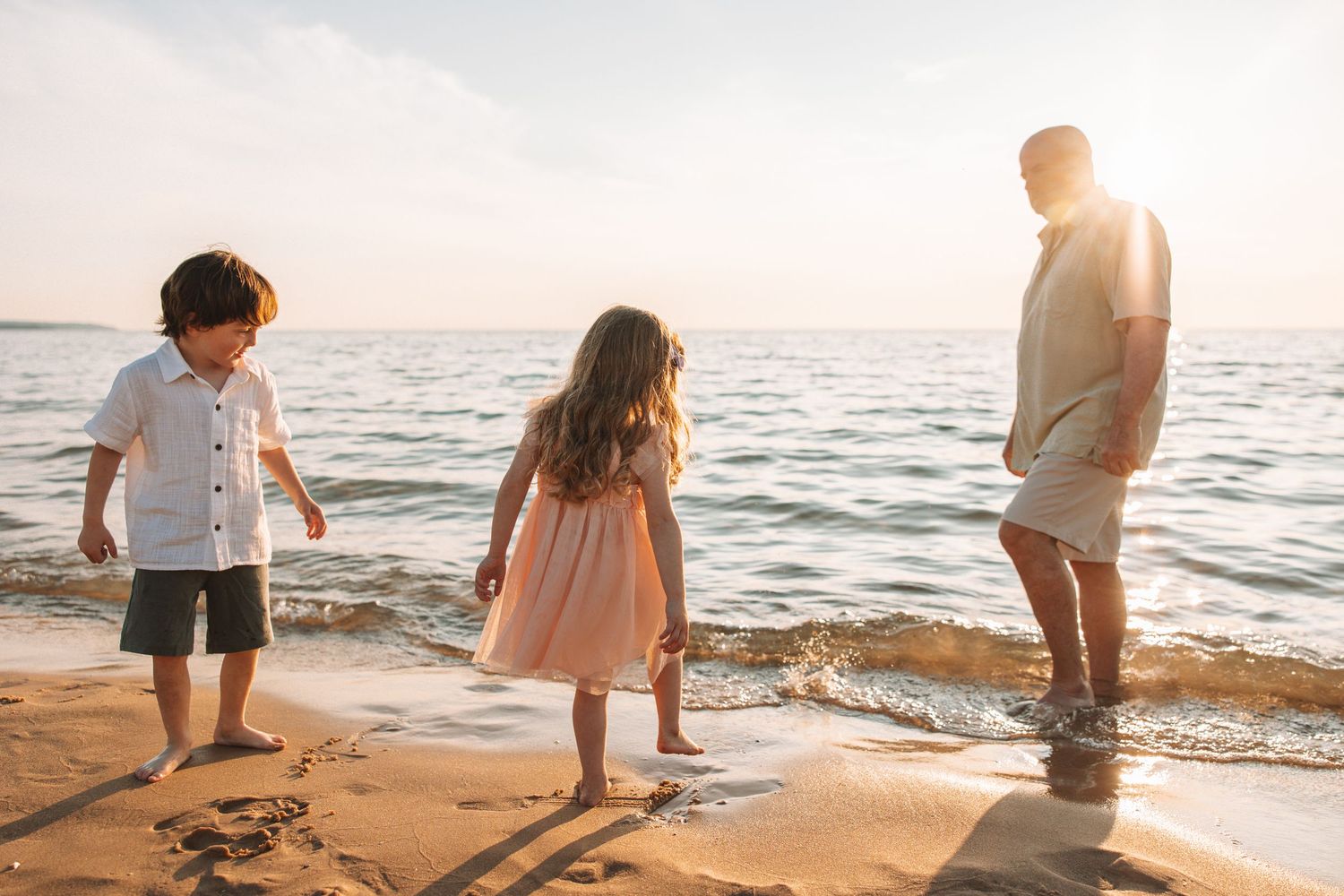 Family lifestyle session on Lake Michigan shoreline—Carson Suttle Photography