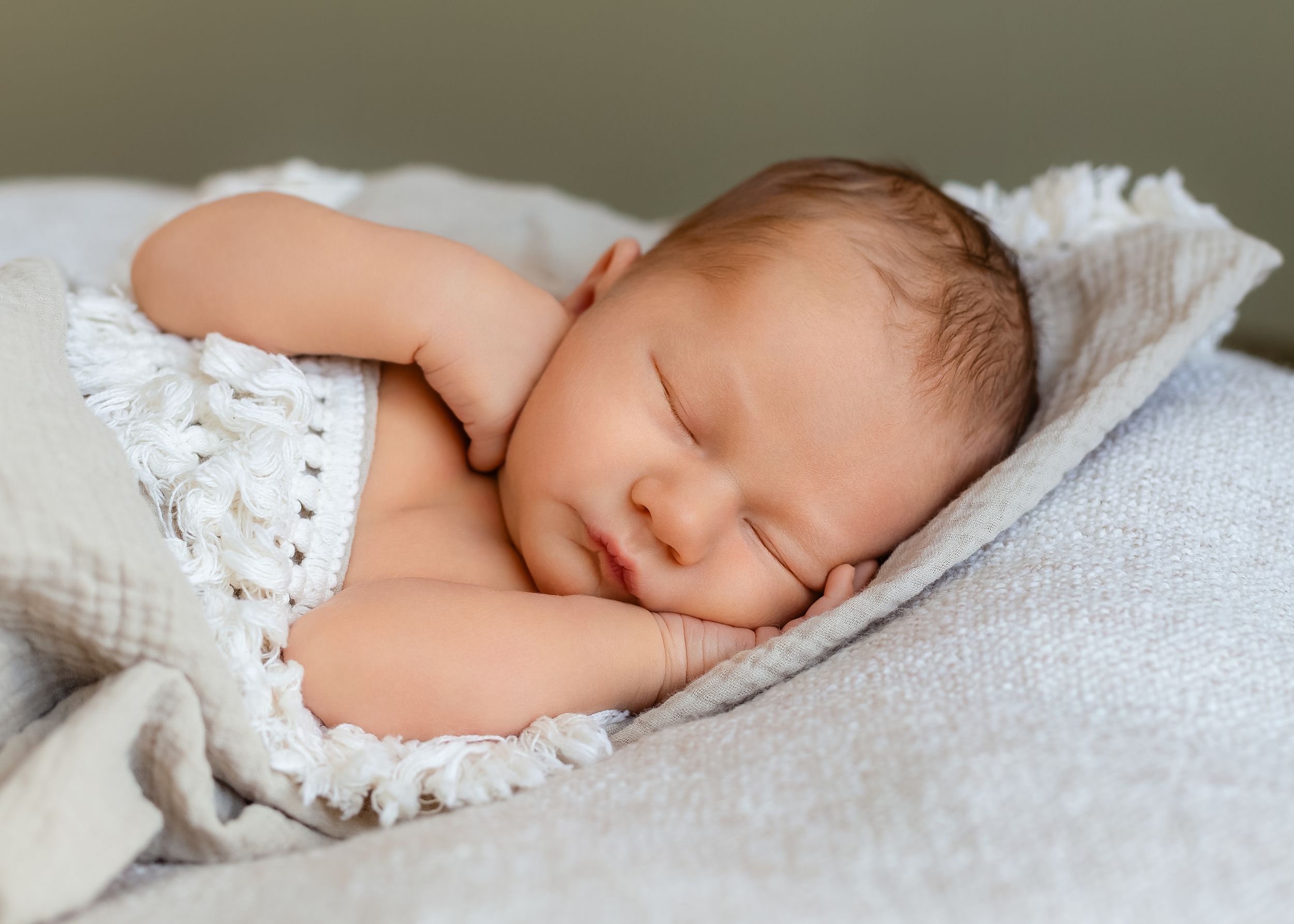 Natürliche Babyfotos, Newborn-, Familien- & Babybauchshootings in Nürtingen & Filderstadt. Liebevolle Erinnerungen, warm & authentisch.