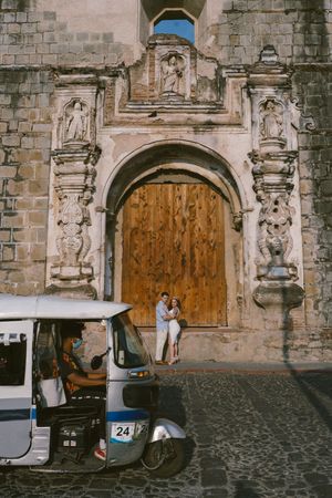 Luxury editorial destination wedding photographer in Antigua Guatemala