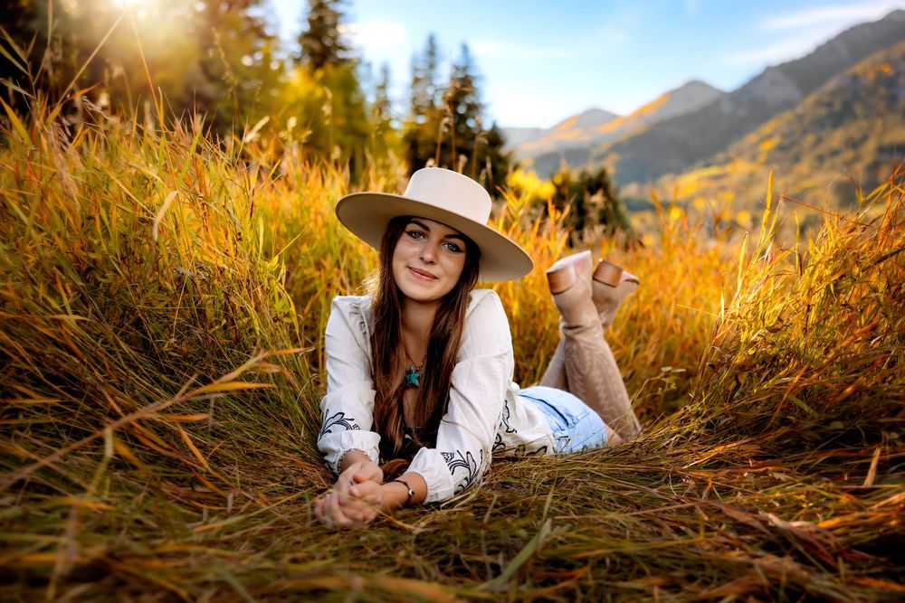 Senior Photographer. Lake Isabel, Pueblo Photographer