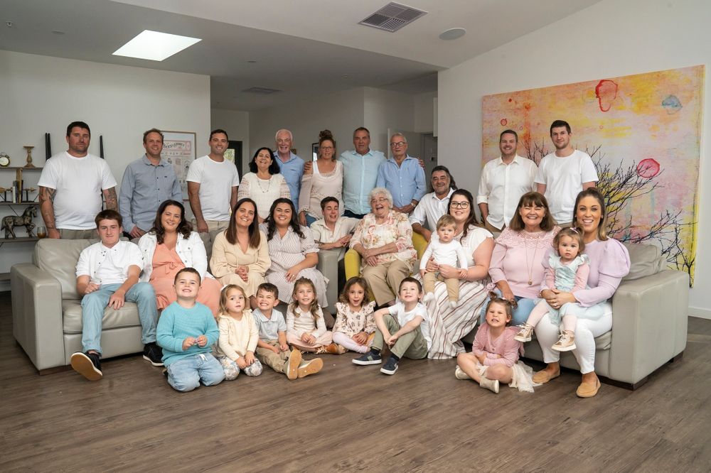 Large family reunion family photography