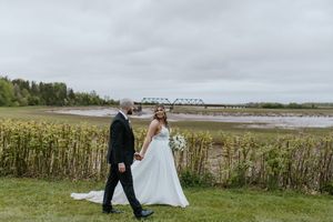Grand Pré Wedding, Annapolis Valley, Nova Scotia, East Coast Wedding, Halifax Wedding Photographer, Belleville Wedding Photographer, Canada