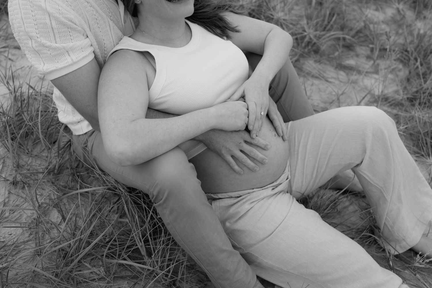Outdoor maternity photography session on the Gold Coast