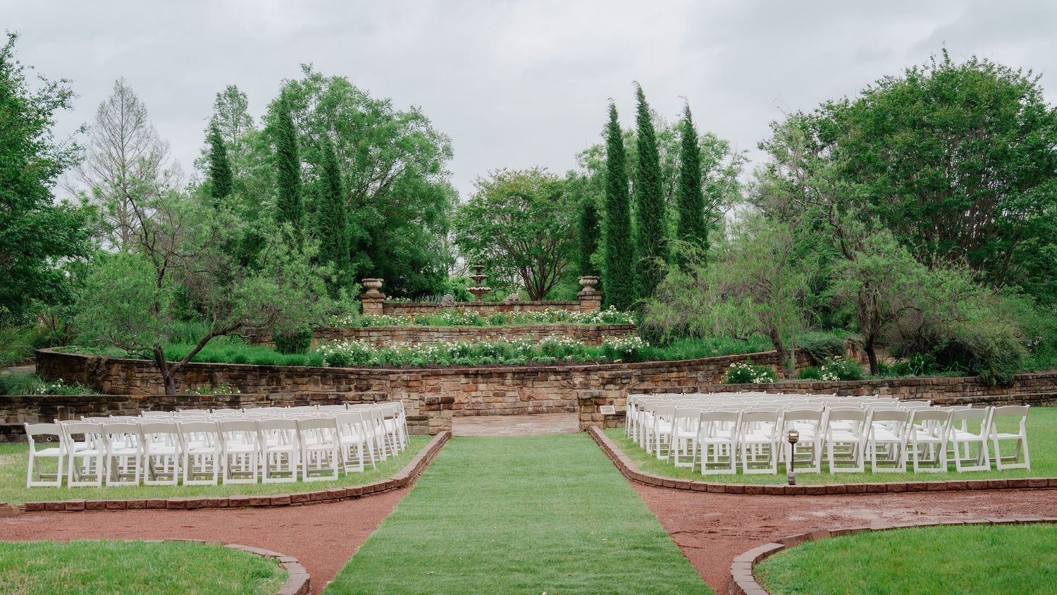 Clark Gardens Weatherford
 Tx wedding venue wedding photography luxury DFW wedding day wedding vendors  ceremony and reception banquet