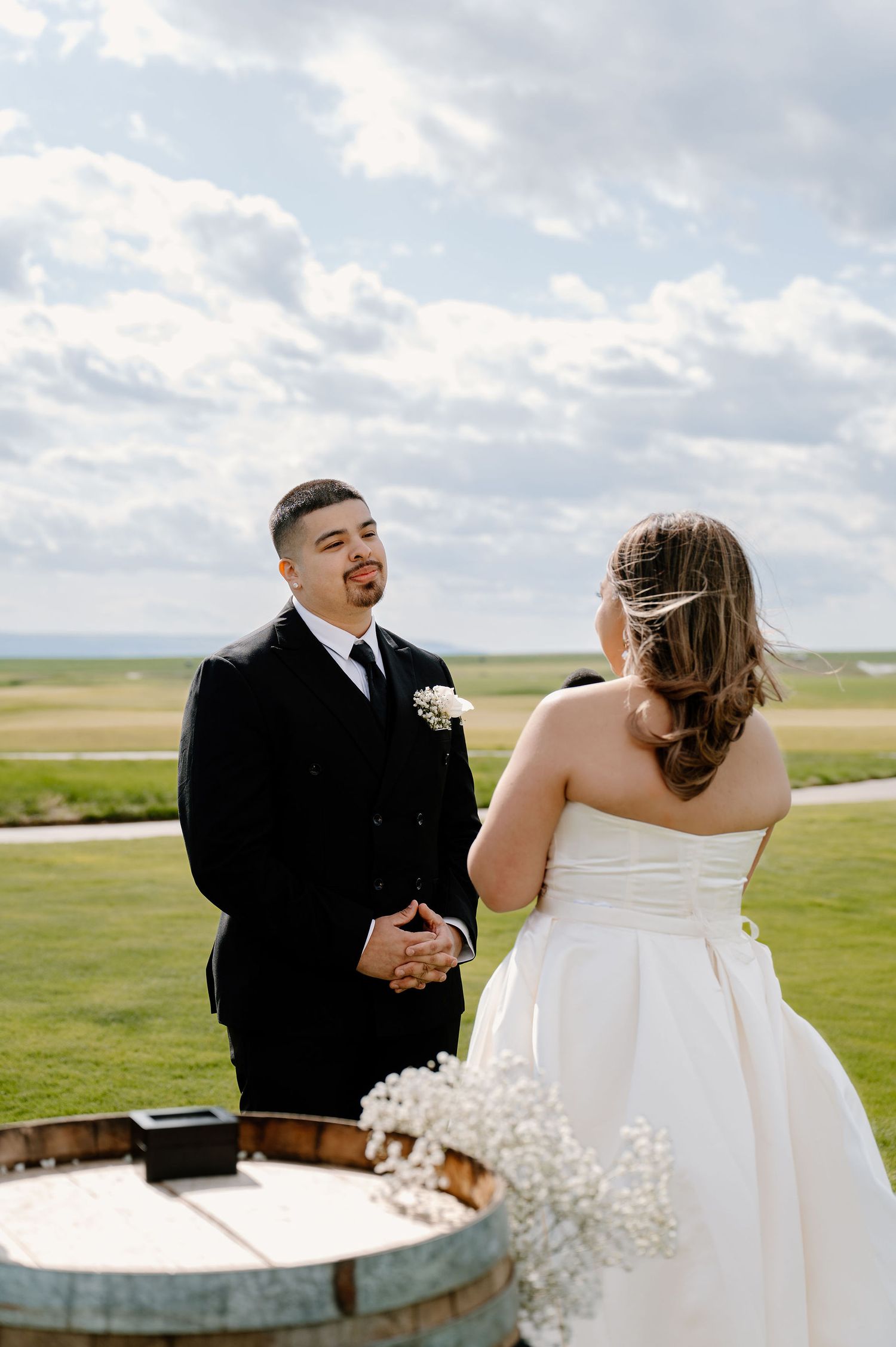 Wine Valley Golf Club wedding ceremony in the spring