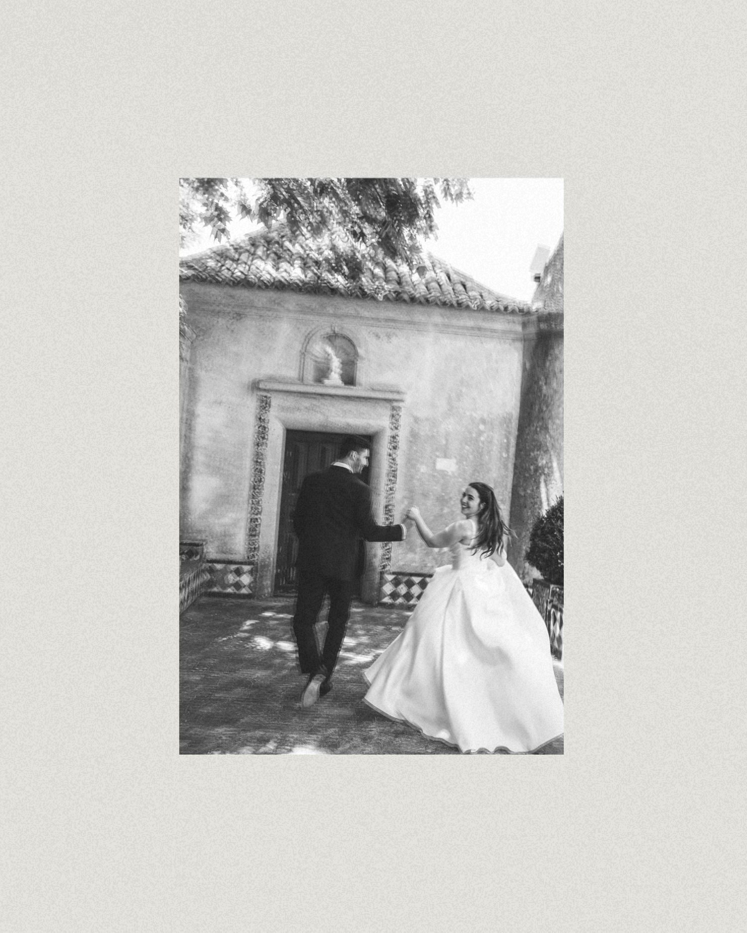 Black and white bride and groom portrait at Palácio da Bacalhôa Portugal
