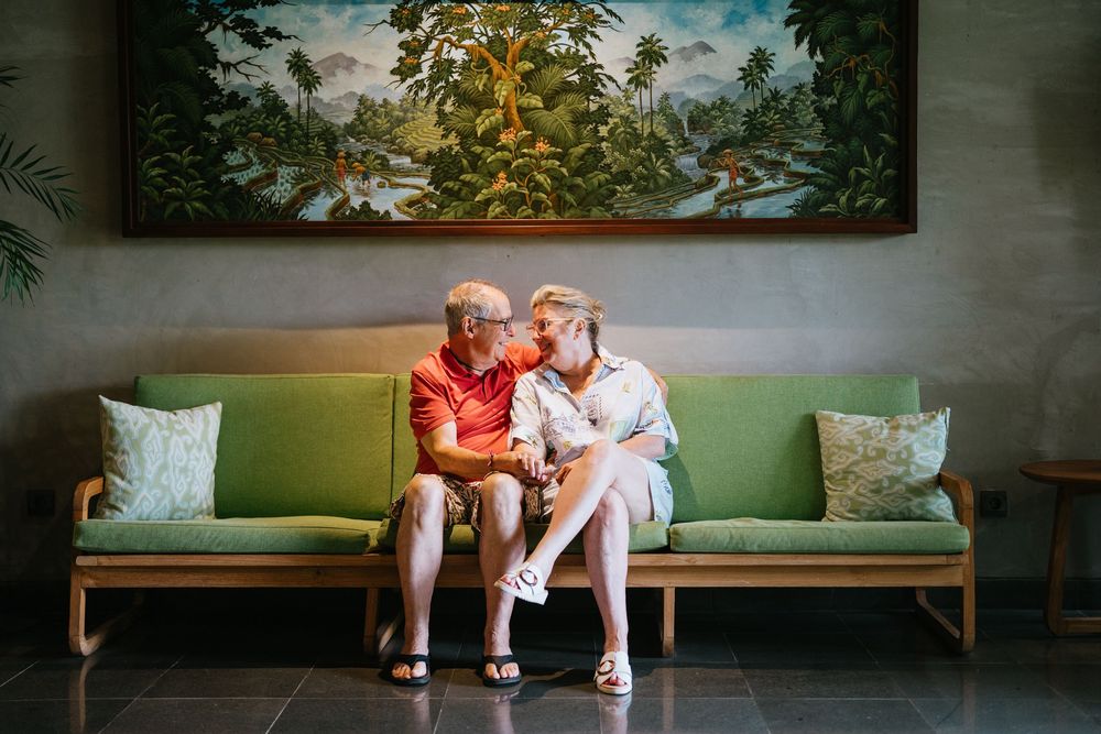 Romantic couple photography services in Bali.
