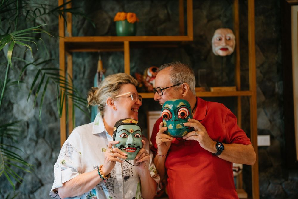 Romantic couple photography services in Bali.