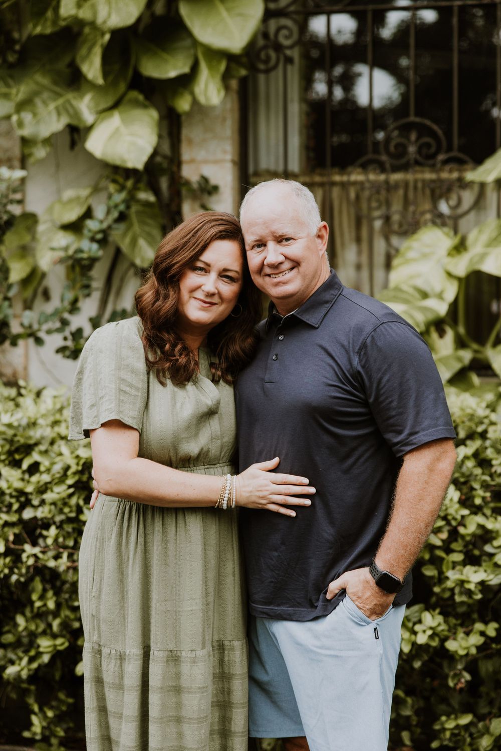 Large family photos in Downtown Palm Beach on the island, at a park and the beach captured by Lindsay McDow Photography