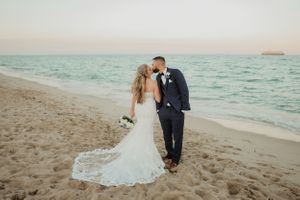 SOUTH-FLORIDA-WEDDING-PHOTOGRAPHY-SCRIBBLED-MOMENTS-PHOTOGRAPHY-FLORIDA-PORTRAIT-PHOTOGRAPHY