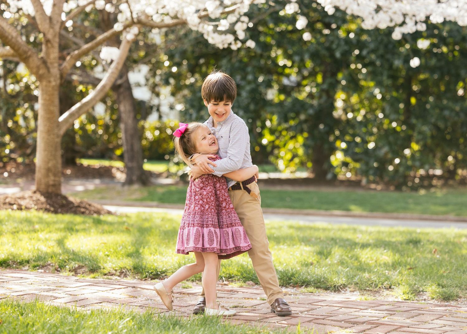 Richmond family photographer Emily Butz M.Photo Heirloom Richmond portrait photographer in-home newborn children mini sessions 30 minute