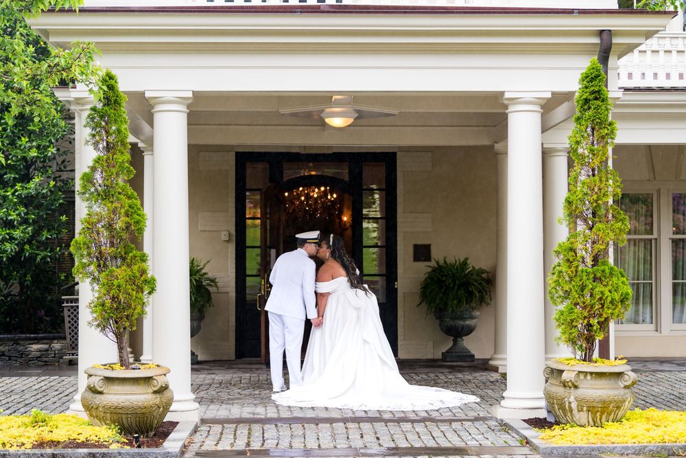 South County photographer Ocean front summer wedding The Chanler at Cliff Walk in Newport Rhode Island, wedding portraits