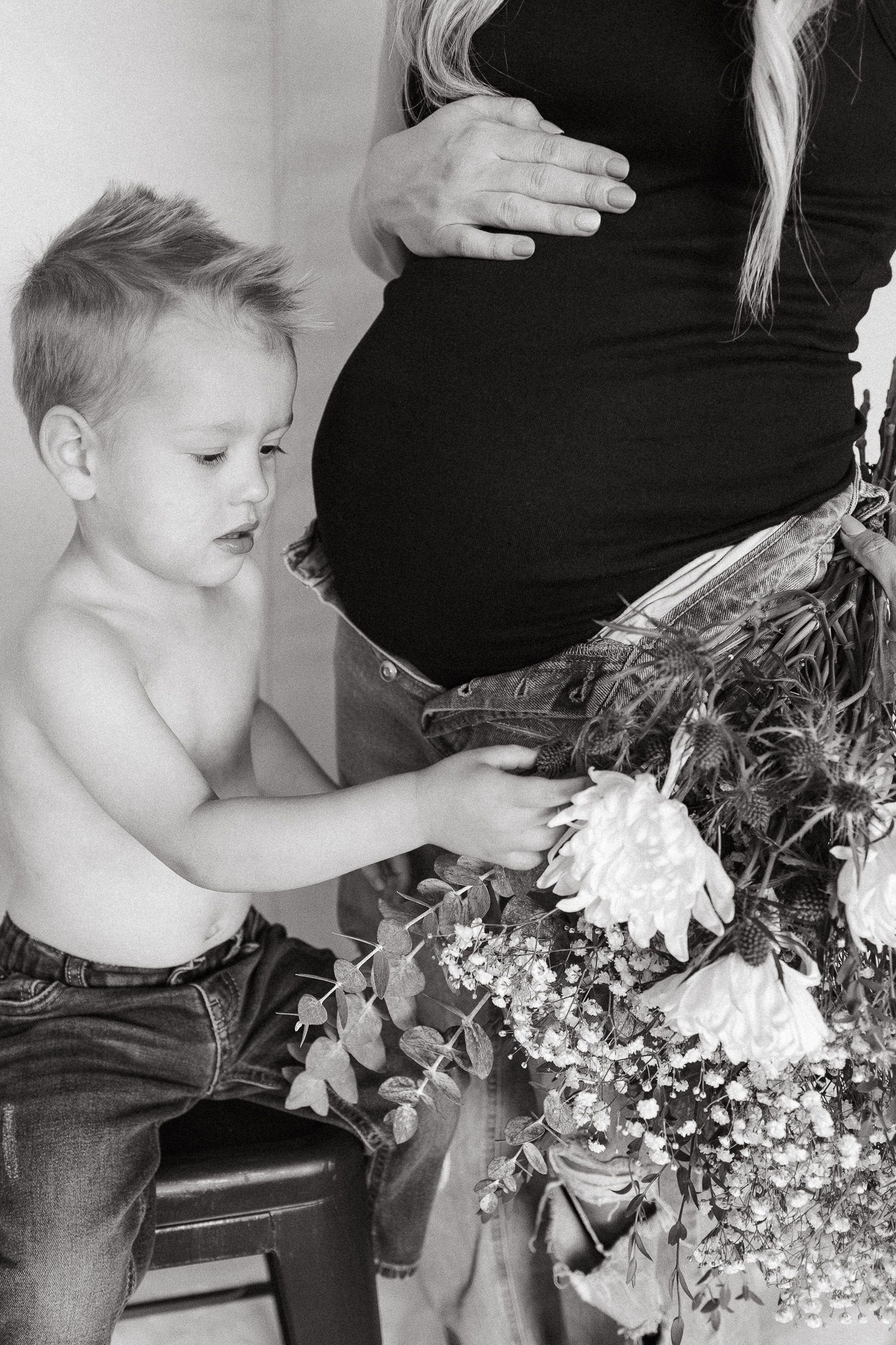 kansas city maternity photographer