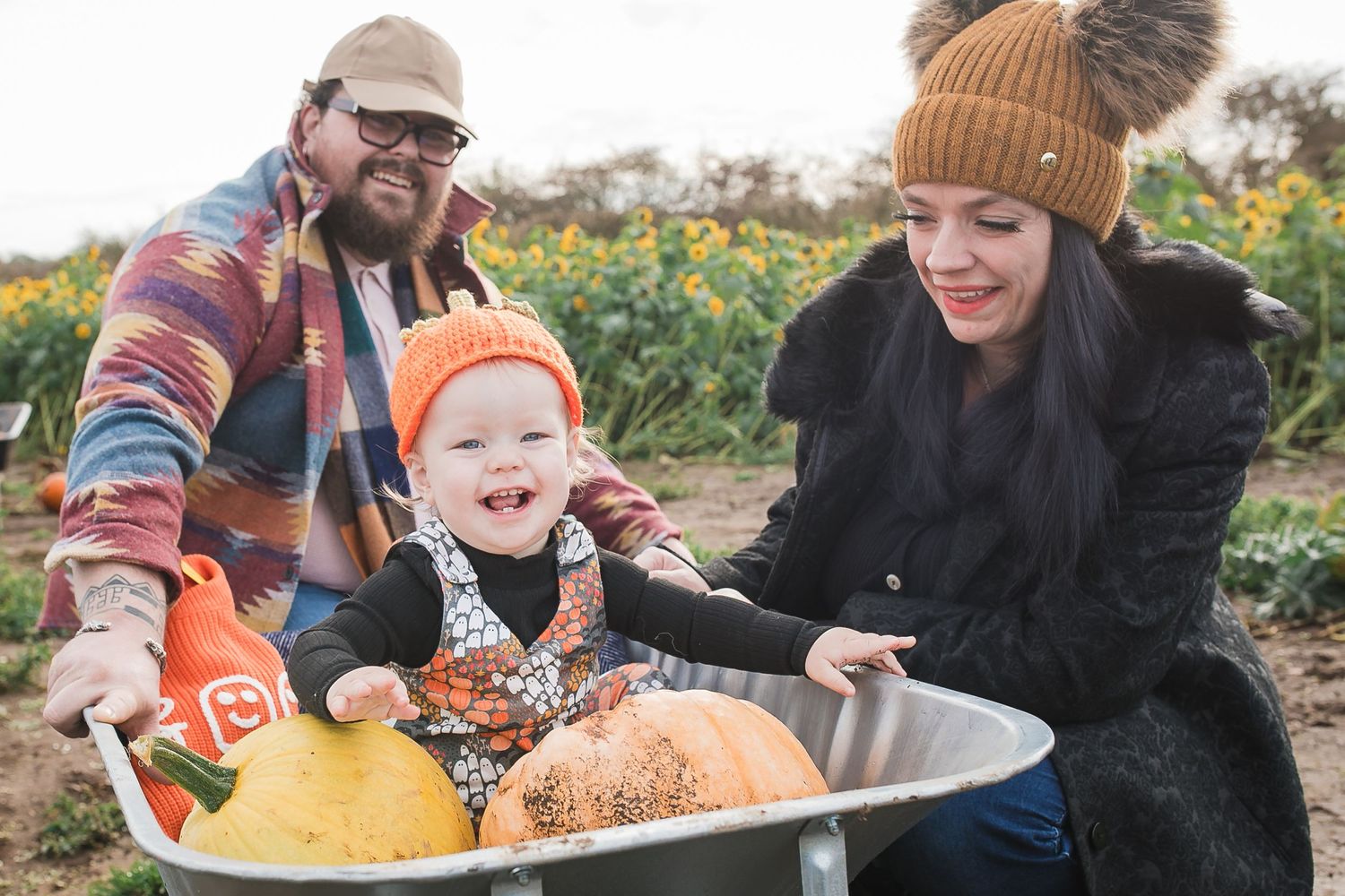 Family sharing tender moments together at a pumpkin patch during autumn. Photographer. Hull. East Yorkshire. Photography