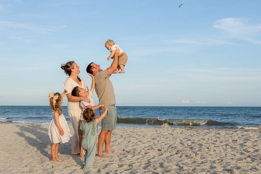 Emerald Isle beach family photographer Samantha Ann Photo studio located in Swansboro near hubert, jacksonville, and Indian beach nc.