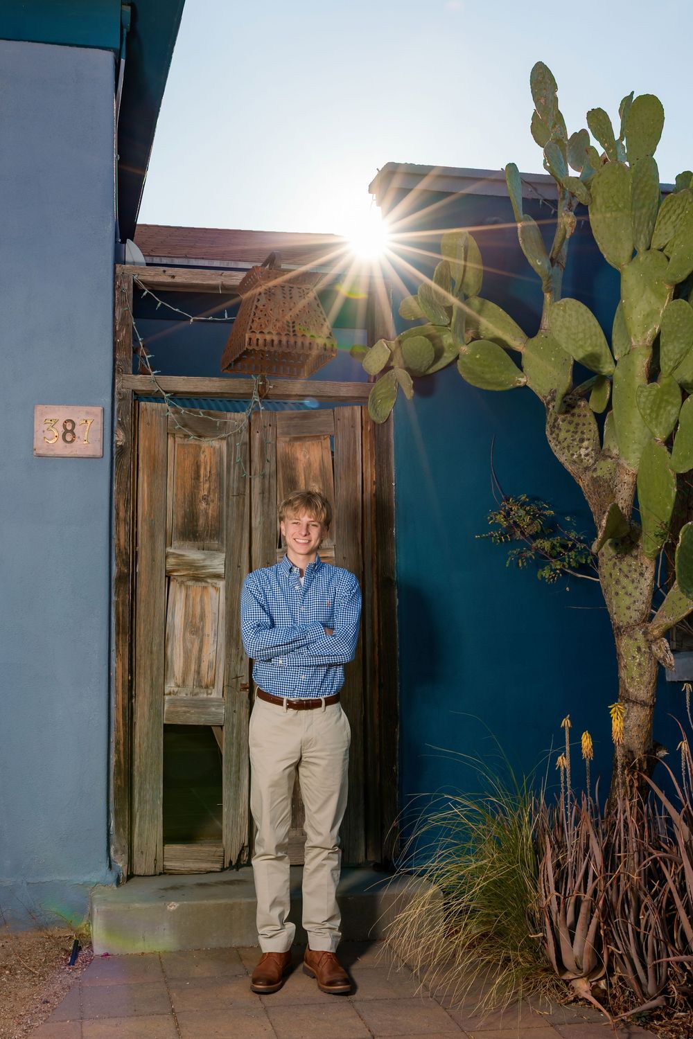 Tucson senior pictures for guys – urban downtown location