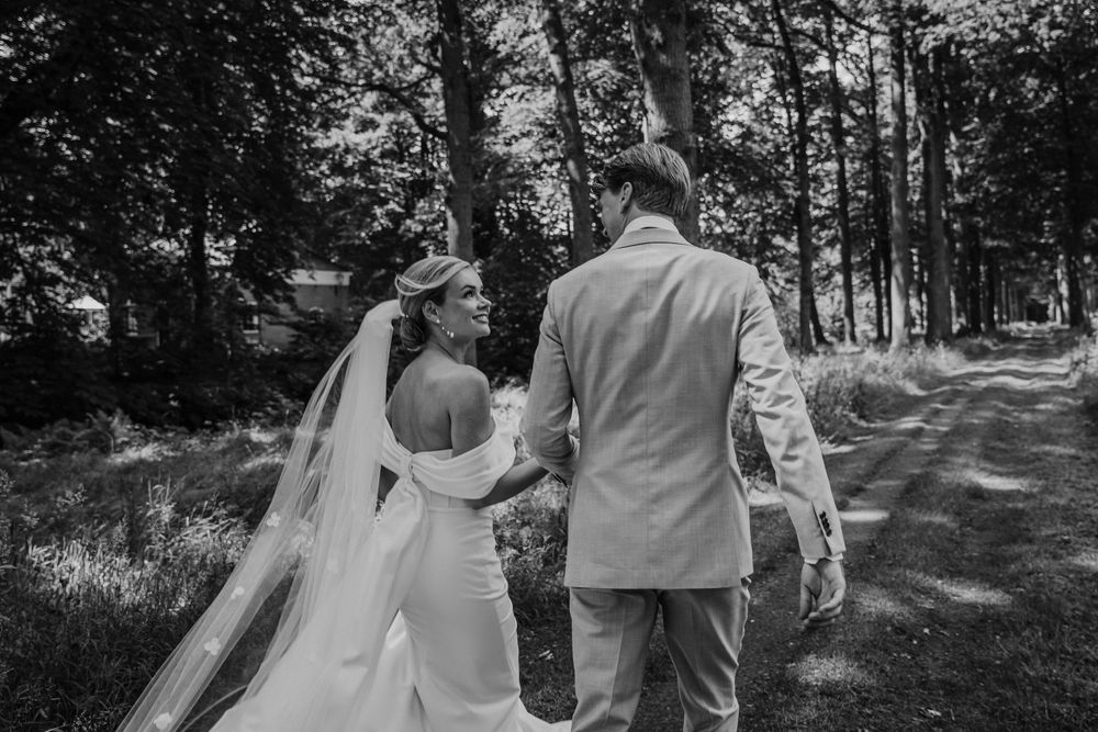 documentaire bruidsfotografie met echte emoties

romantische trouwfoto’s tijdens golden hour