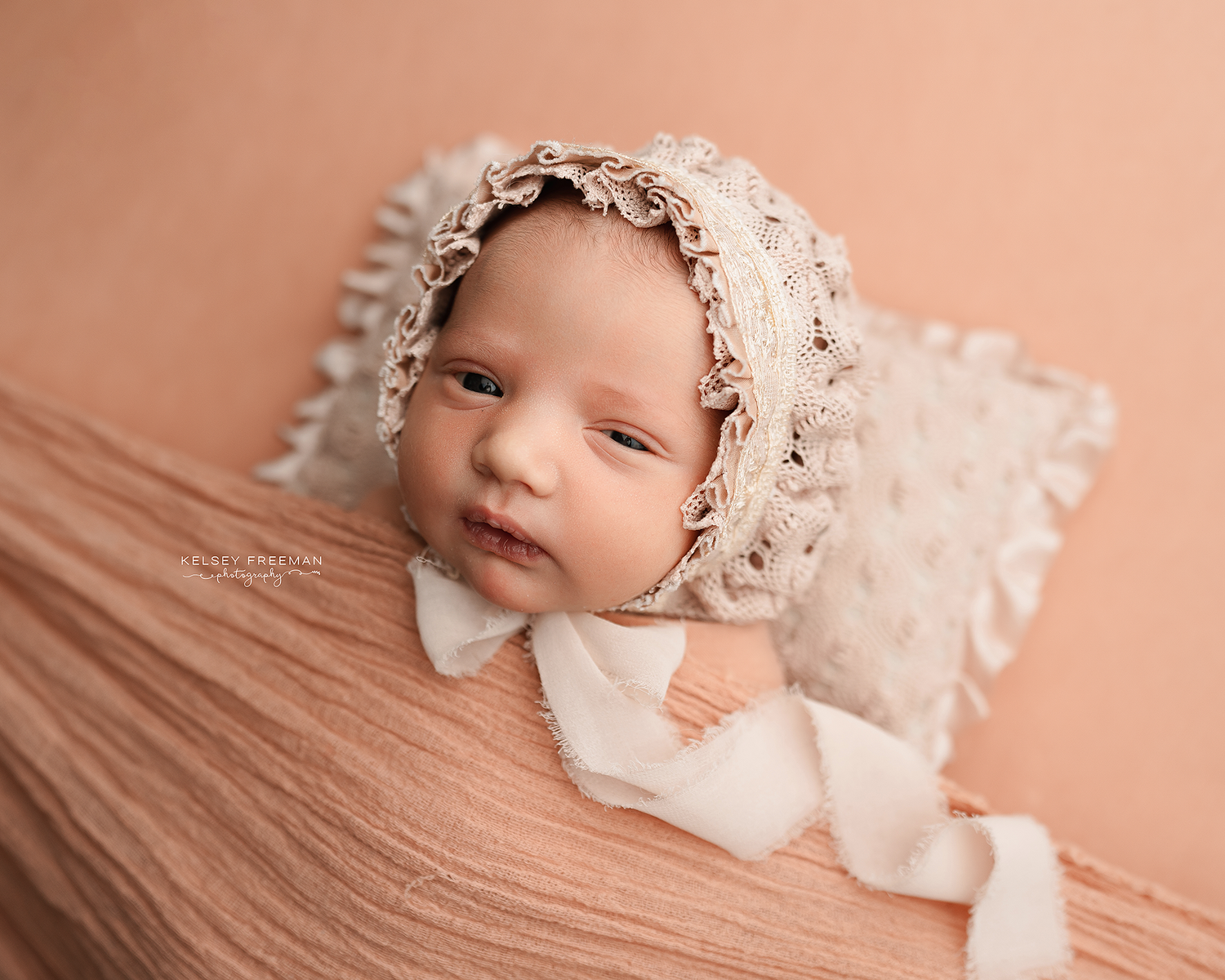 Newborn photography studio located in between Atlanta, Georgia and Birmingham, Alabama with full service photo studio.