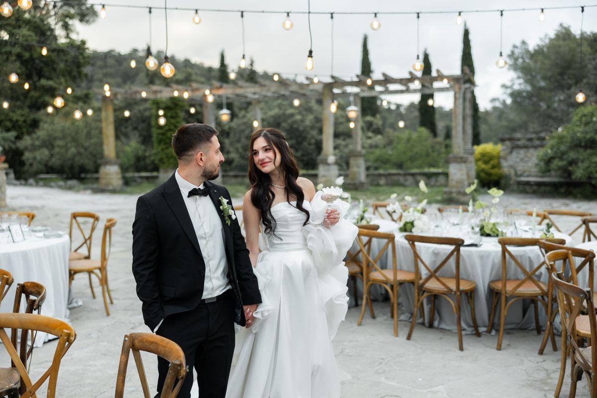 Joyful newlyweds celebrating wedding in La Baronia