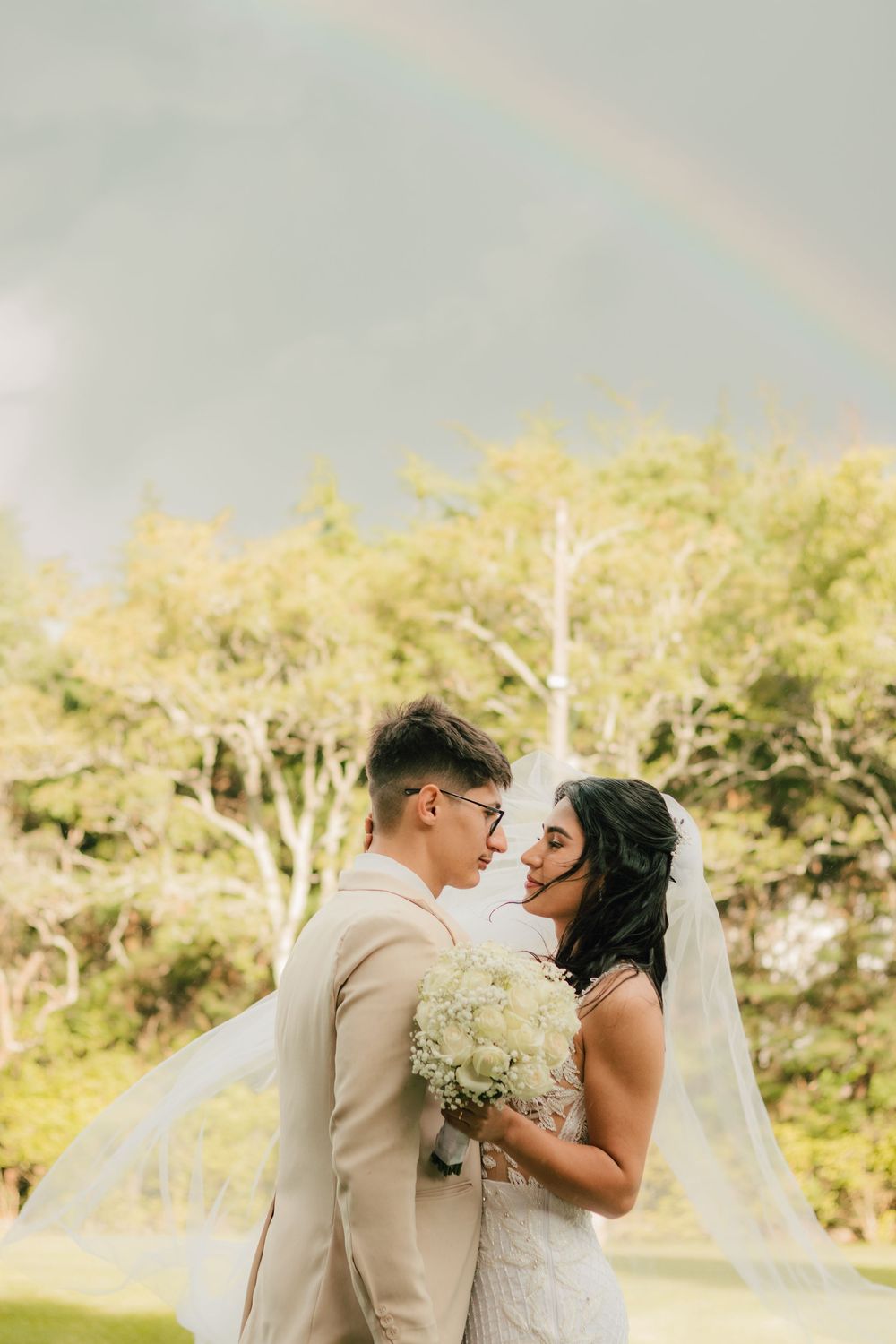 casamento, vestido de noiva, sessão pós casamento, buquê de noiva, véu, terno de noivo