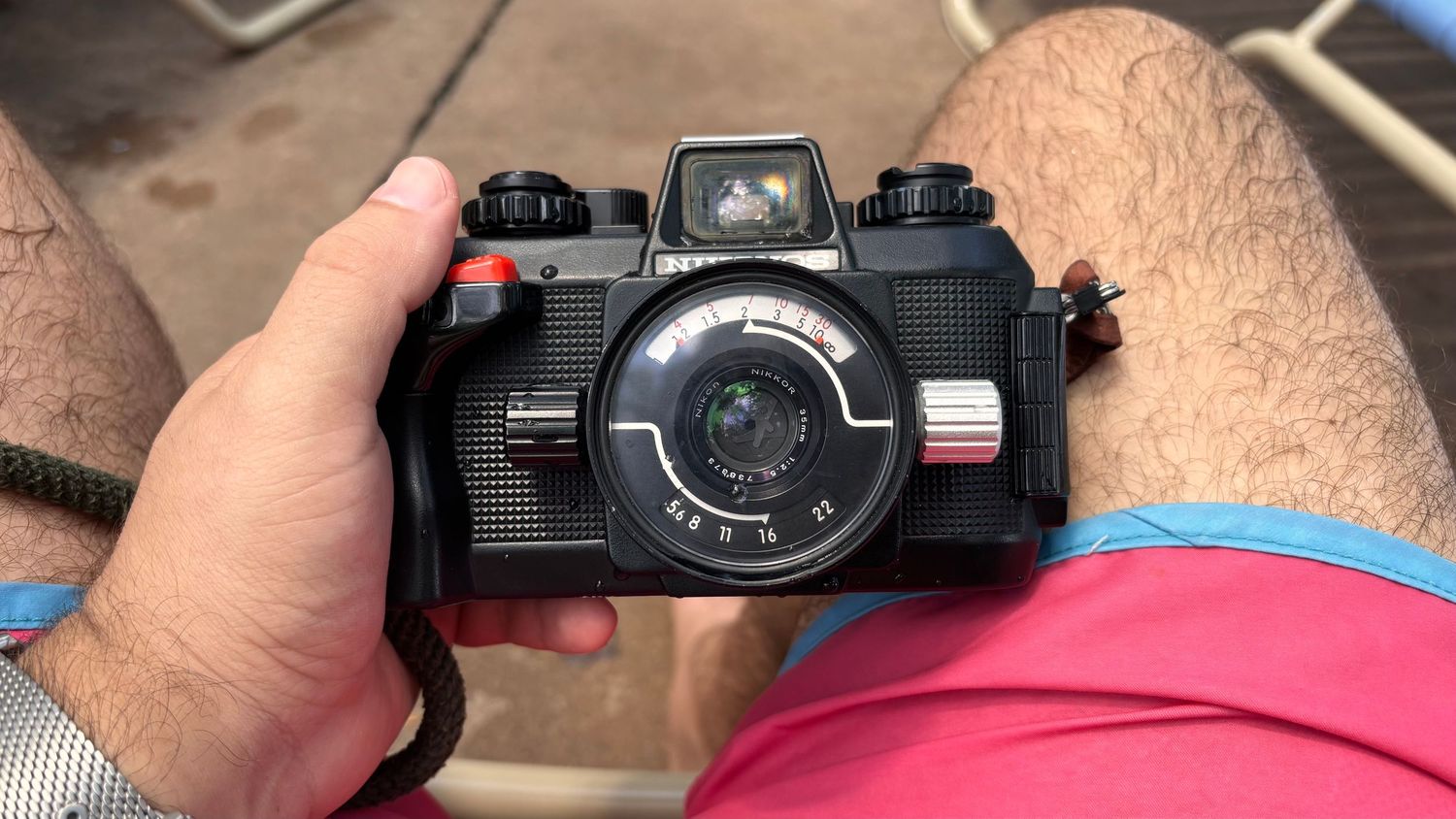 Splish Splash Dash: Testing the Nikonos IV-A Underwater Camera