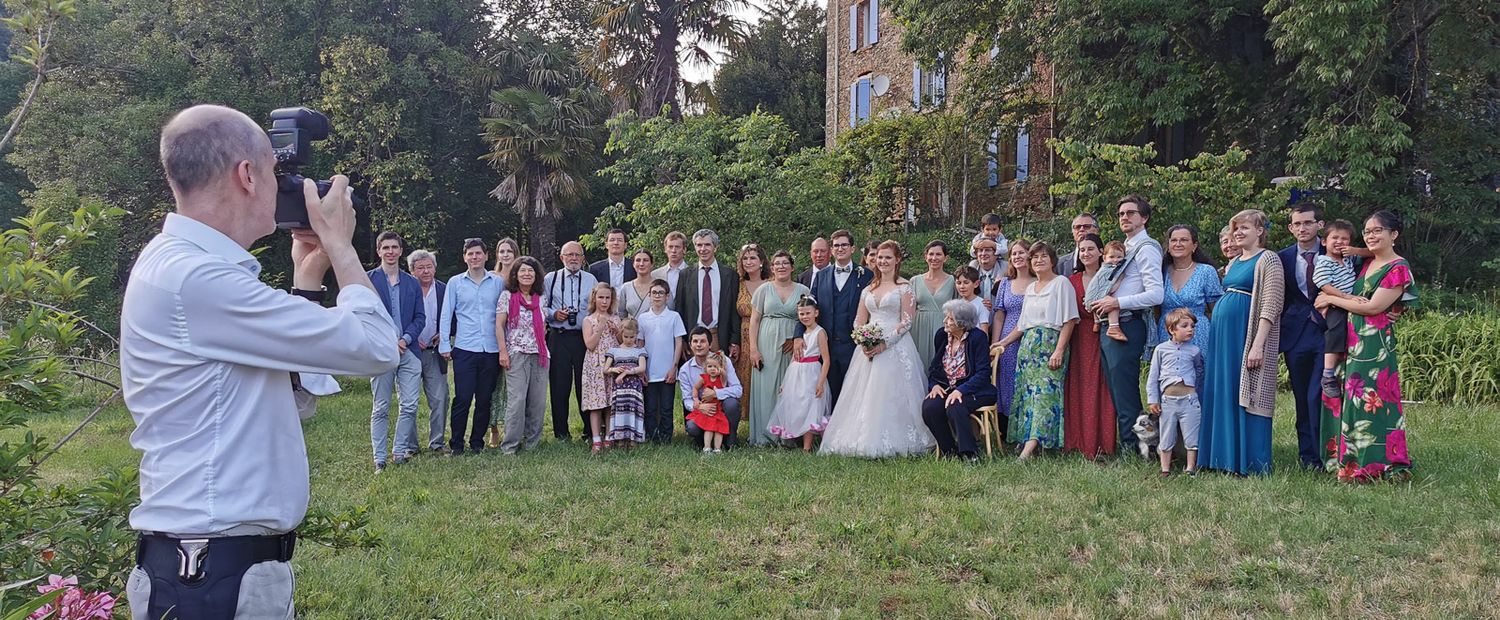 Maidstone wedding photographer at destination wedding | Group wedding photo in Provence.