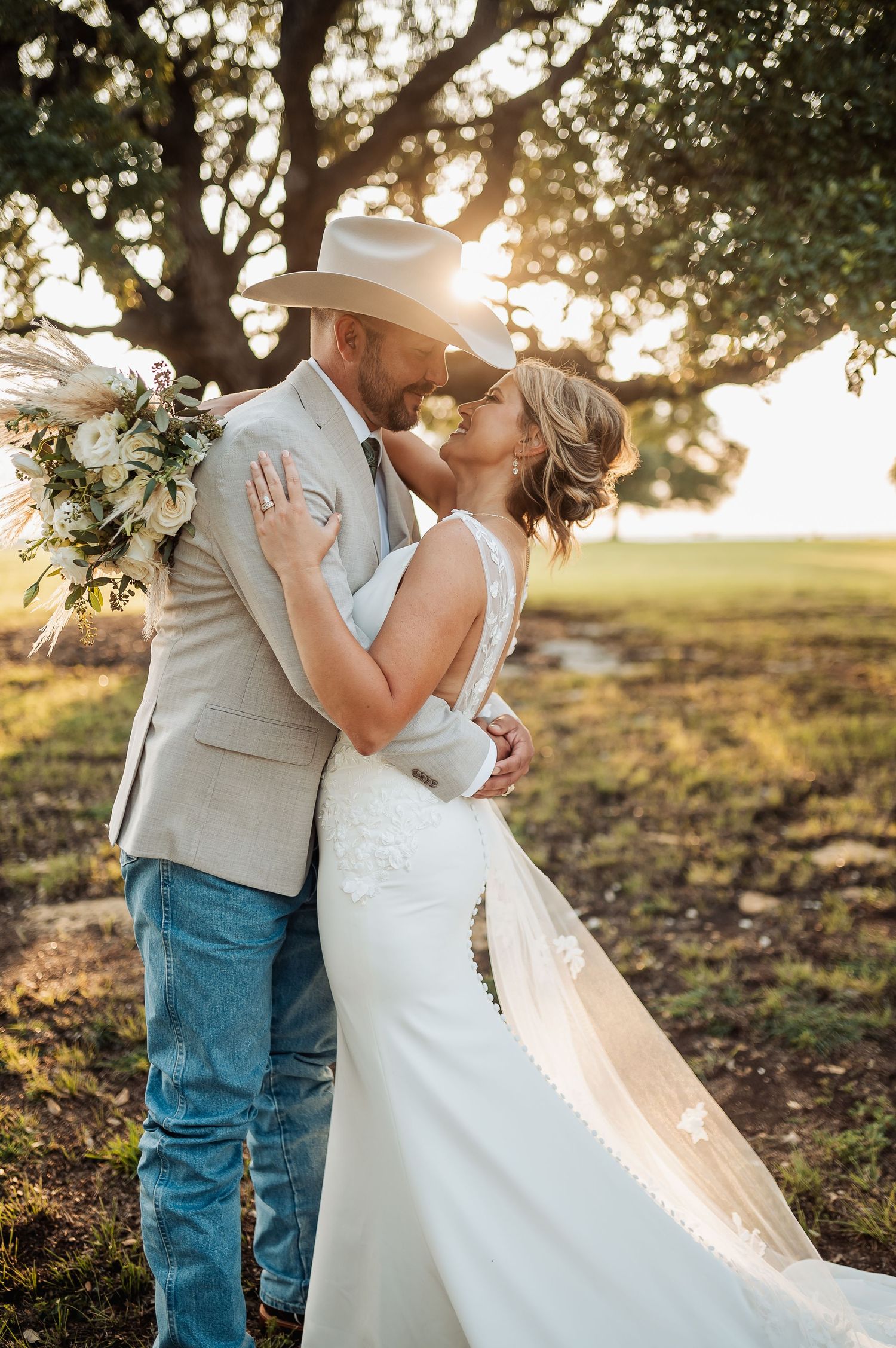 Parker county Texas Wedding photographer, Weatherford tx wedding photographer, dfw wedding photographer