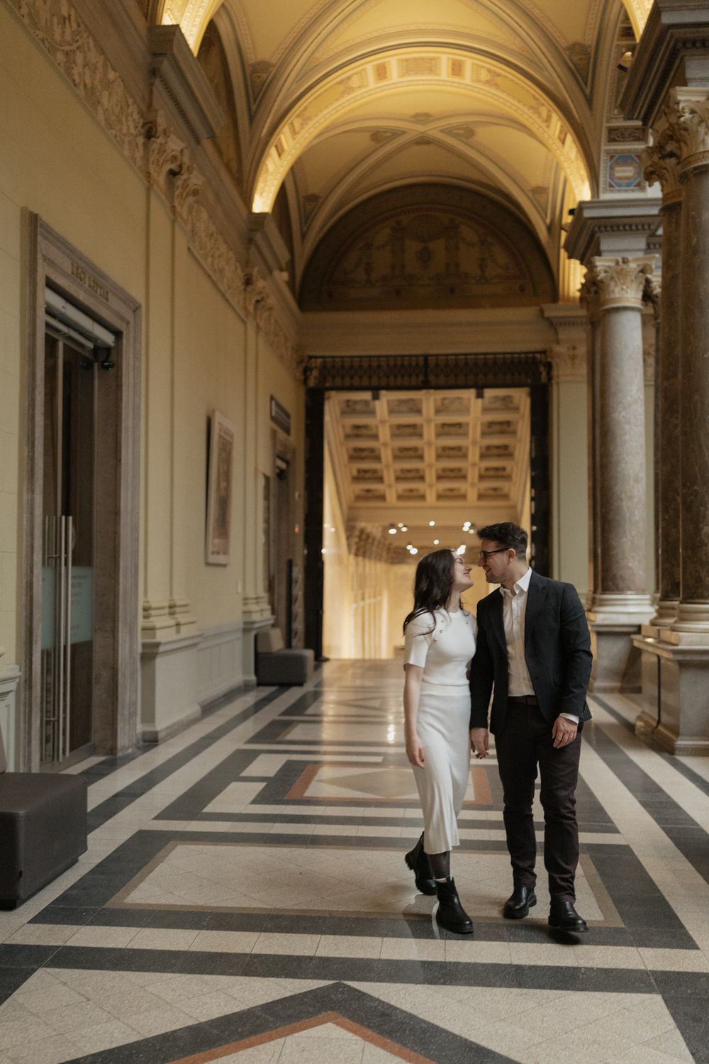 budapest wedding photoshoot budapest wedding photographer elegant and style Museum photoshoot