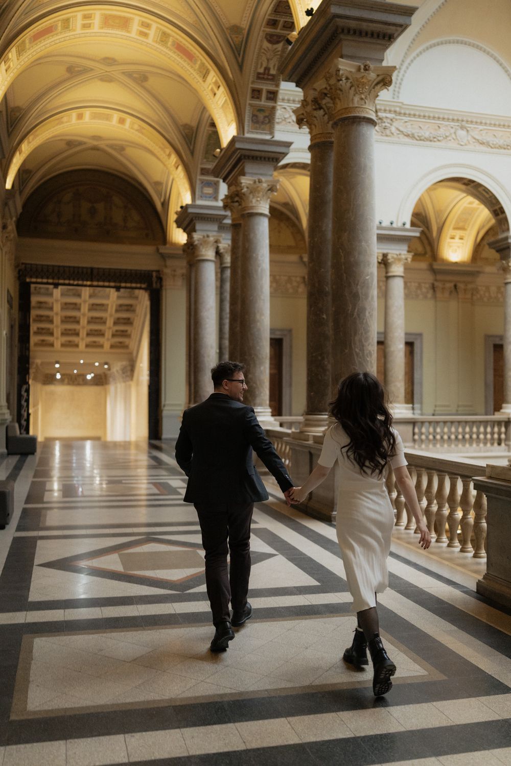 budapest wedding photoshoot budapest wedding photographer elegant and style Museum photoshoot