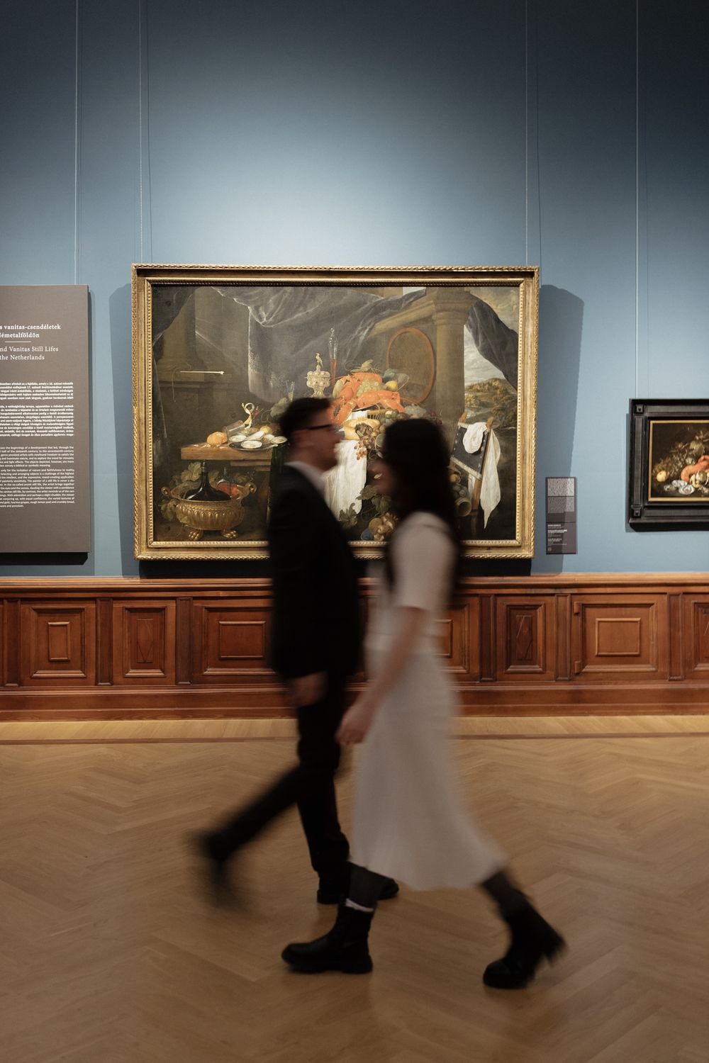 budapest wedding photoshoot budapest wedding photographer elegant and style Museum photoshoot