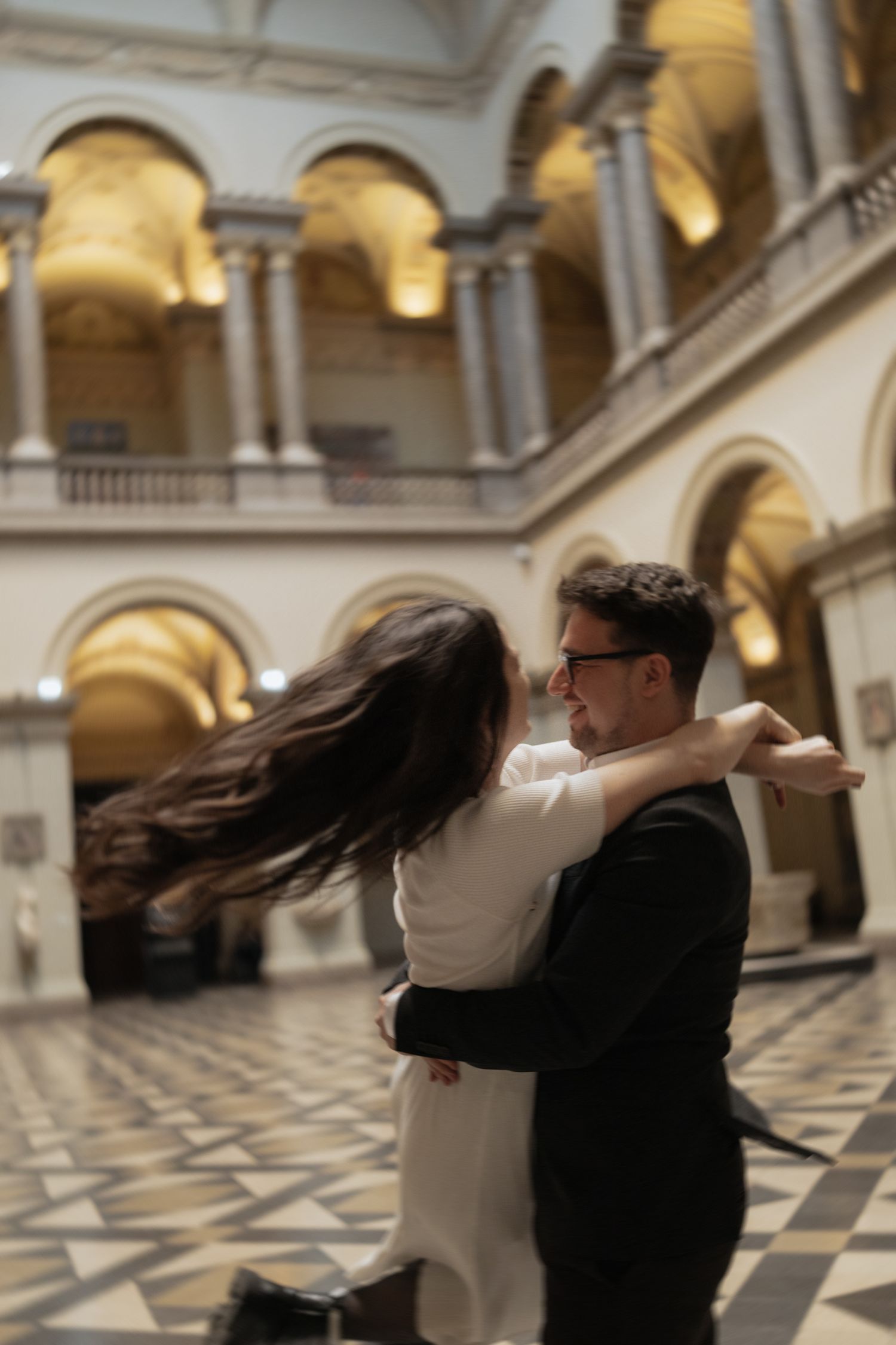 budapest wedding photoshoot budapest wedding photographer elegant and style Museum photoshoot