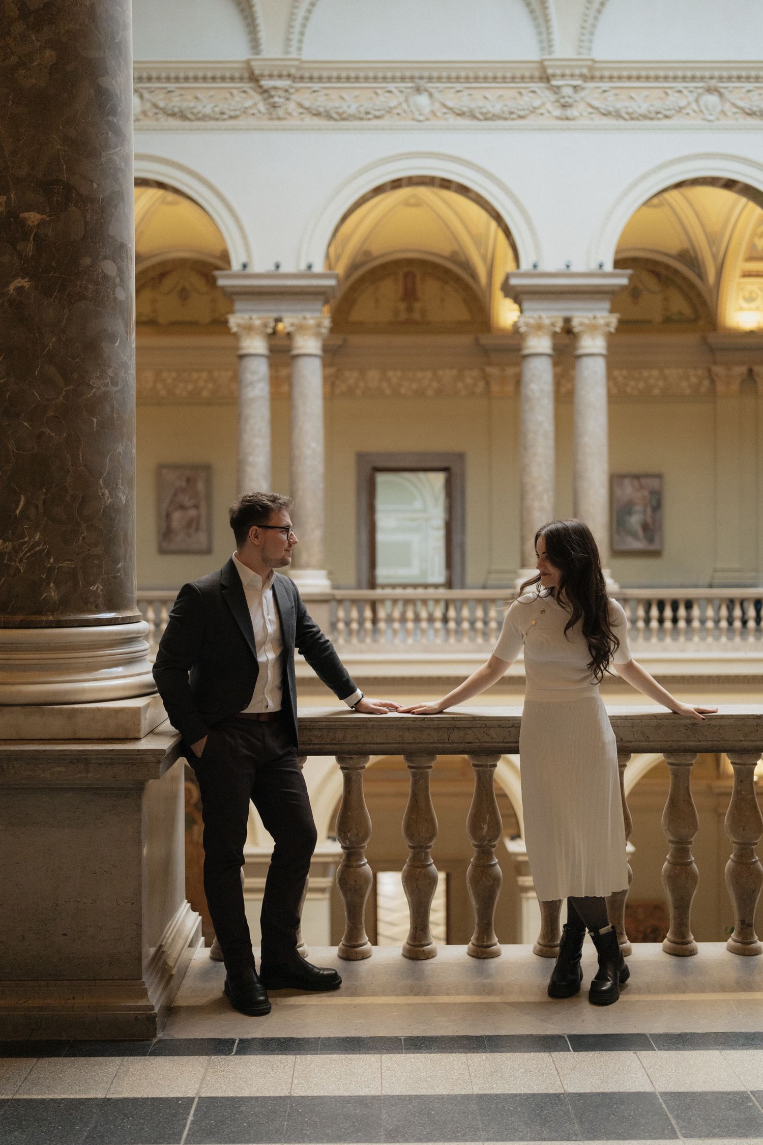 budapest wedding photoshoot budapest wedding photographer elegant and style Museum photoshoot