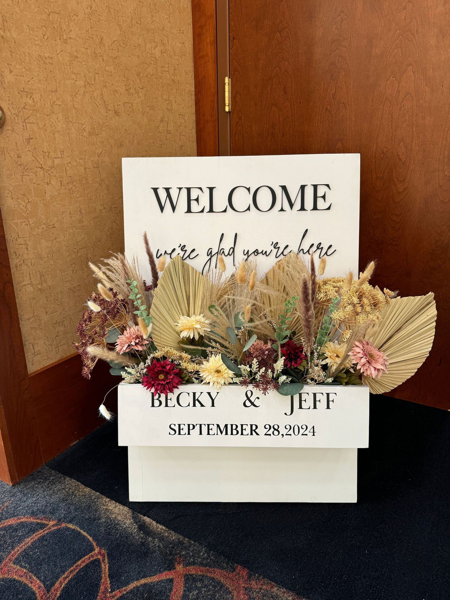 *Only Welcome Sign is a rental item through Better Than Bliss Events.