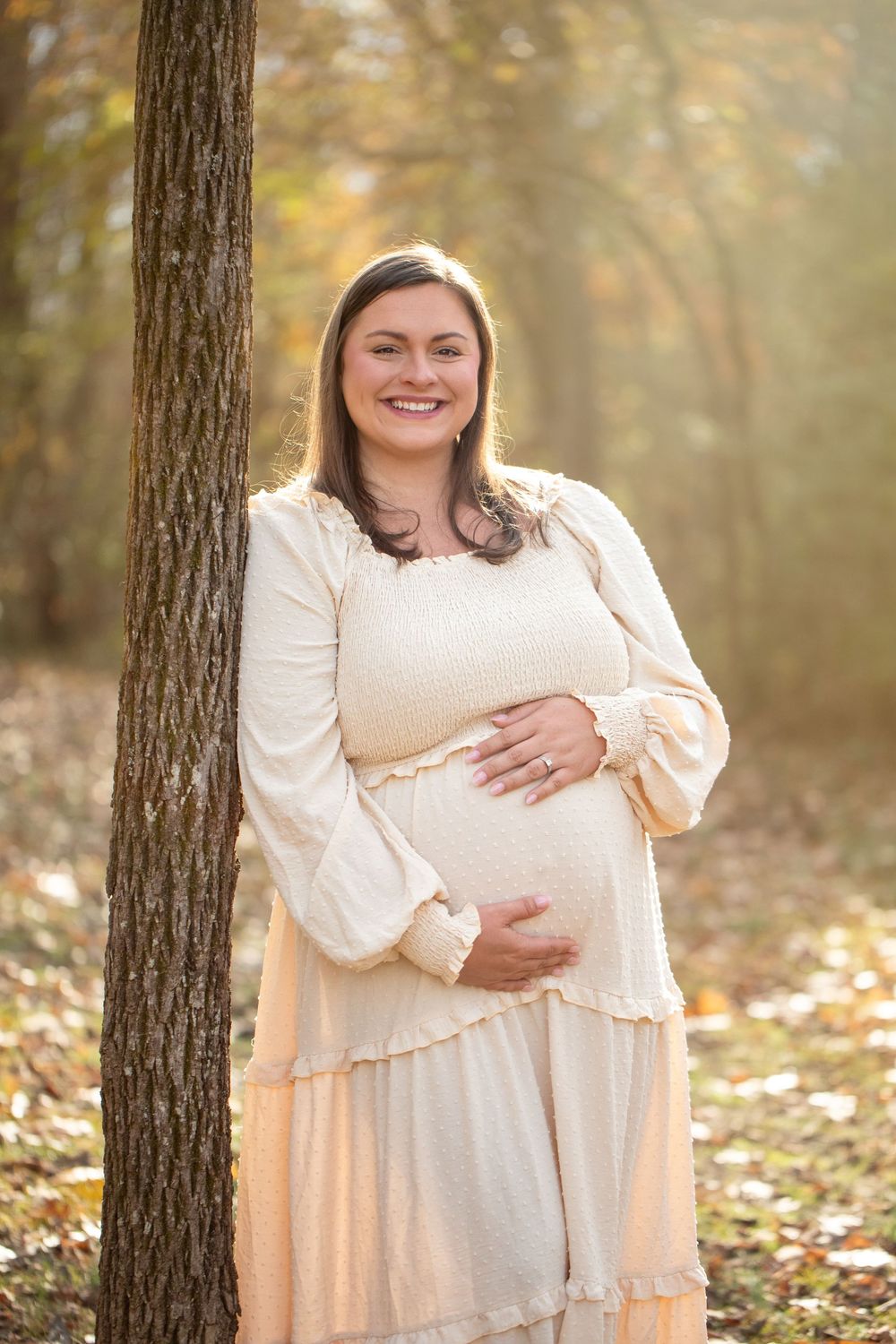 Maternity portrait photographed by Middle Tennessee photographer, Christina Rush