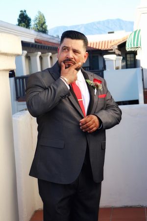 portrait, individual portrait, cinematic portraits, artistic, headshot, on-location headshot, de leon studios, omar de leon, wedding, love