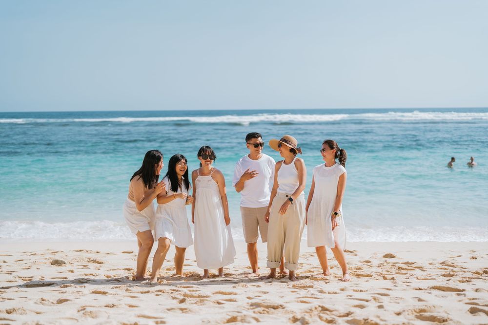 Group holiday photoshoot session in Bali