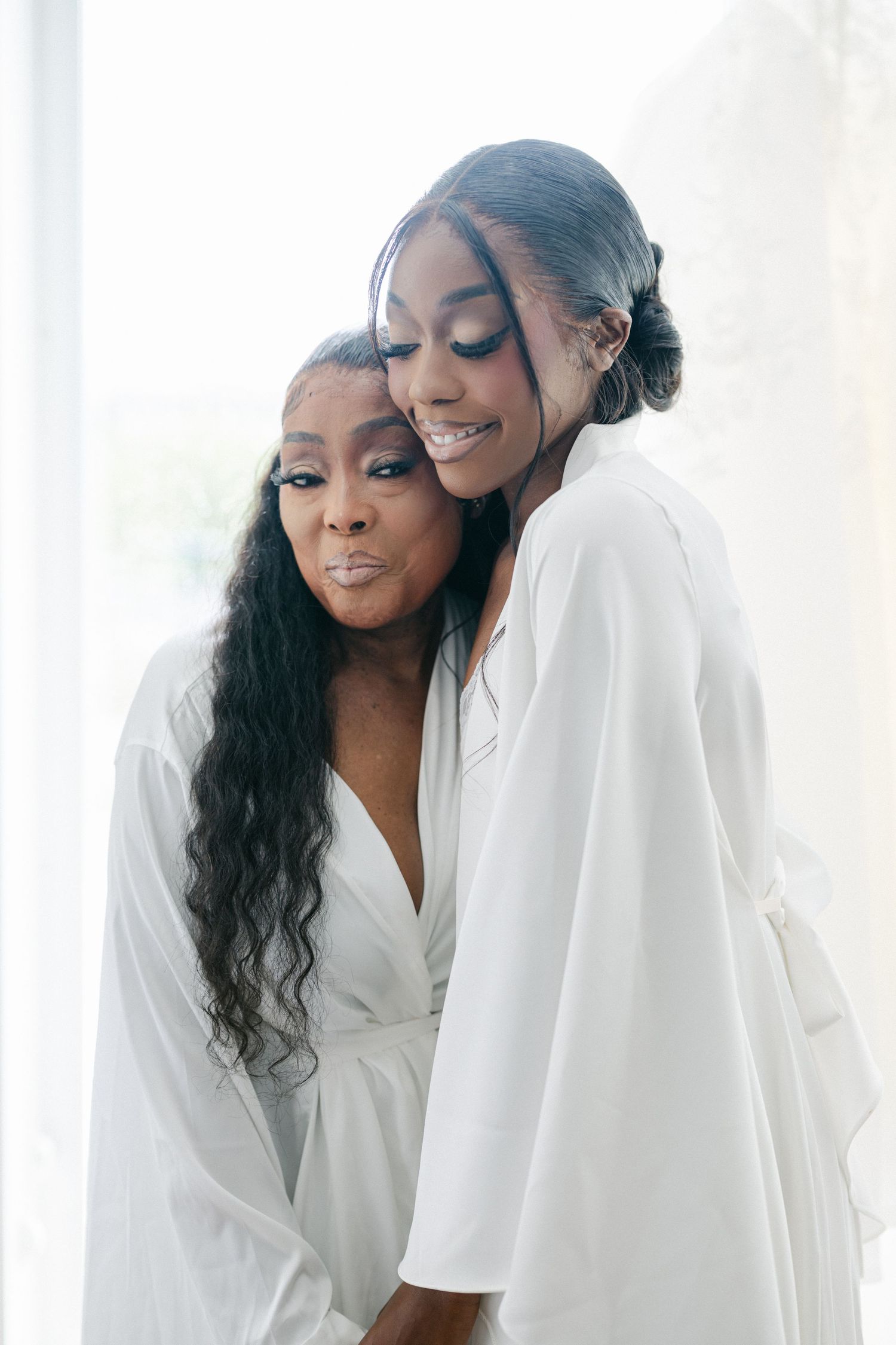 The Armour House Wedding in Lake Forest, IL - Getting Ready Bridal Portraits