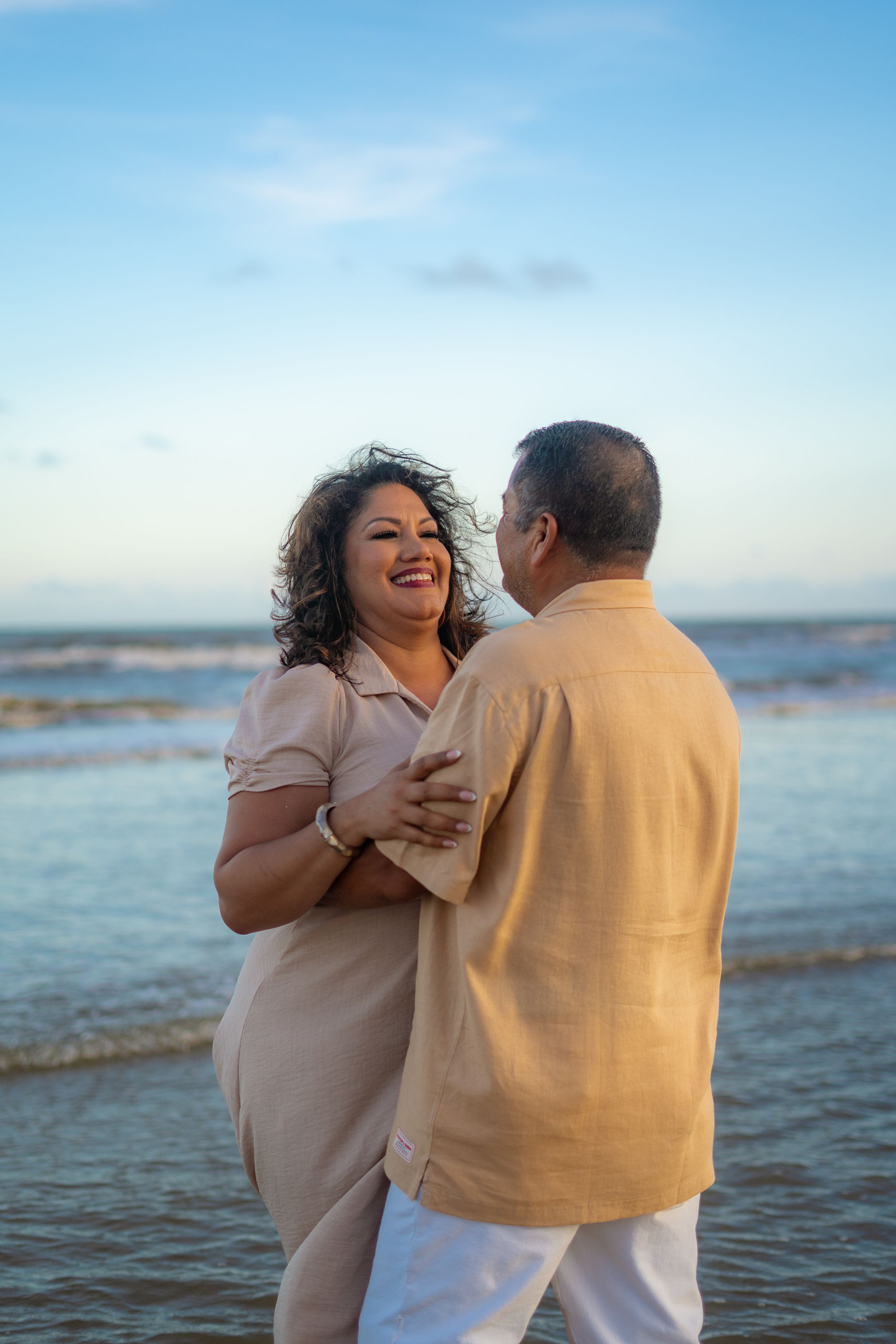Family session on the beach at Galveston, TX. Natural light, candid moments, lifestyle photography, kid photography, couple photography,