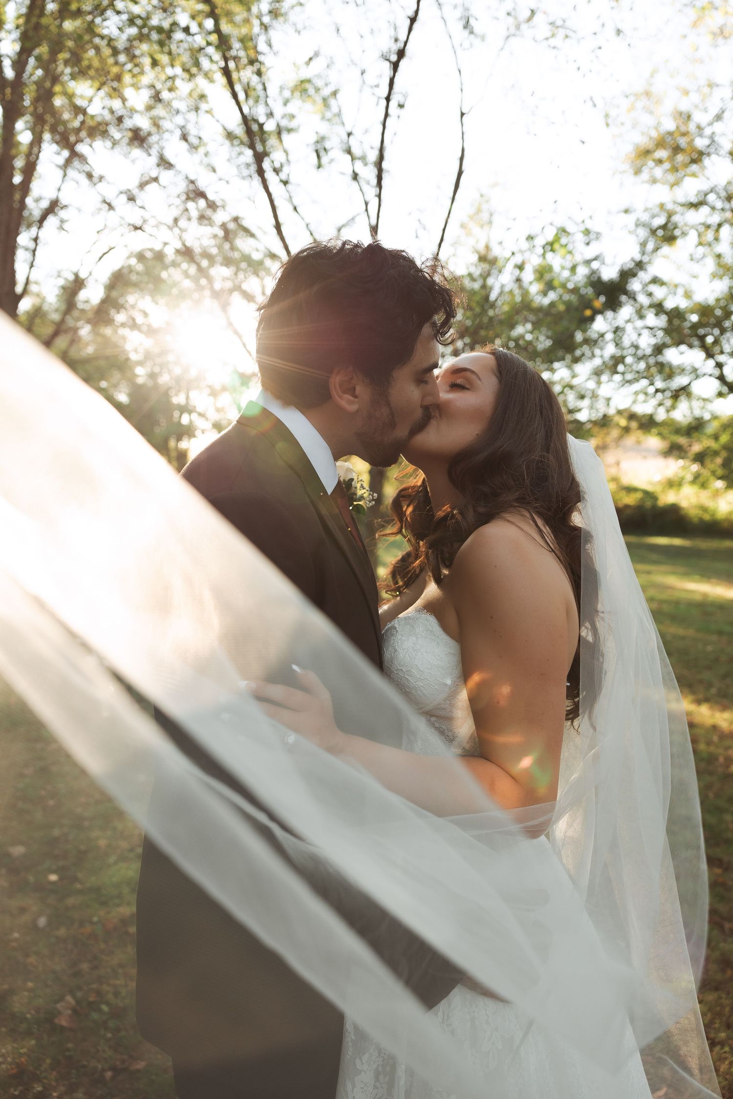 wedding photographer in Altoona, PA, wedding and engagement photography Altoona, Hollidaysburg, Tyrone, Bedford, and State College