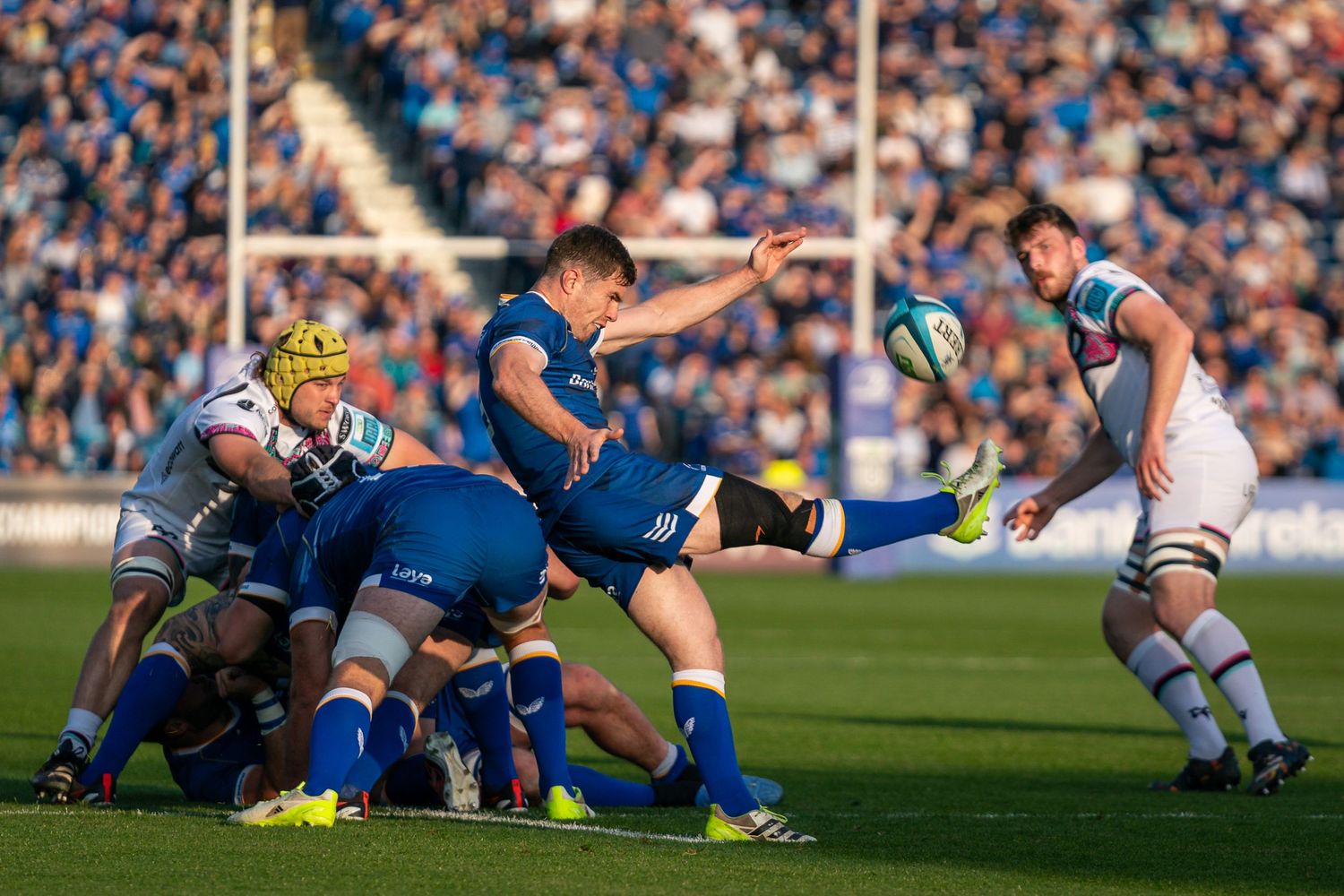 Leinster's scrum-half Luke McGrath kicks the ball against the Ospreys in the URC at the RDS, Dublin.