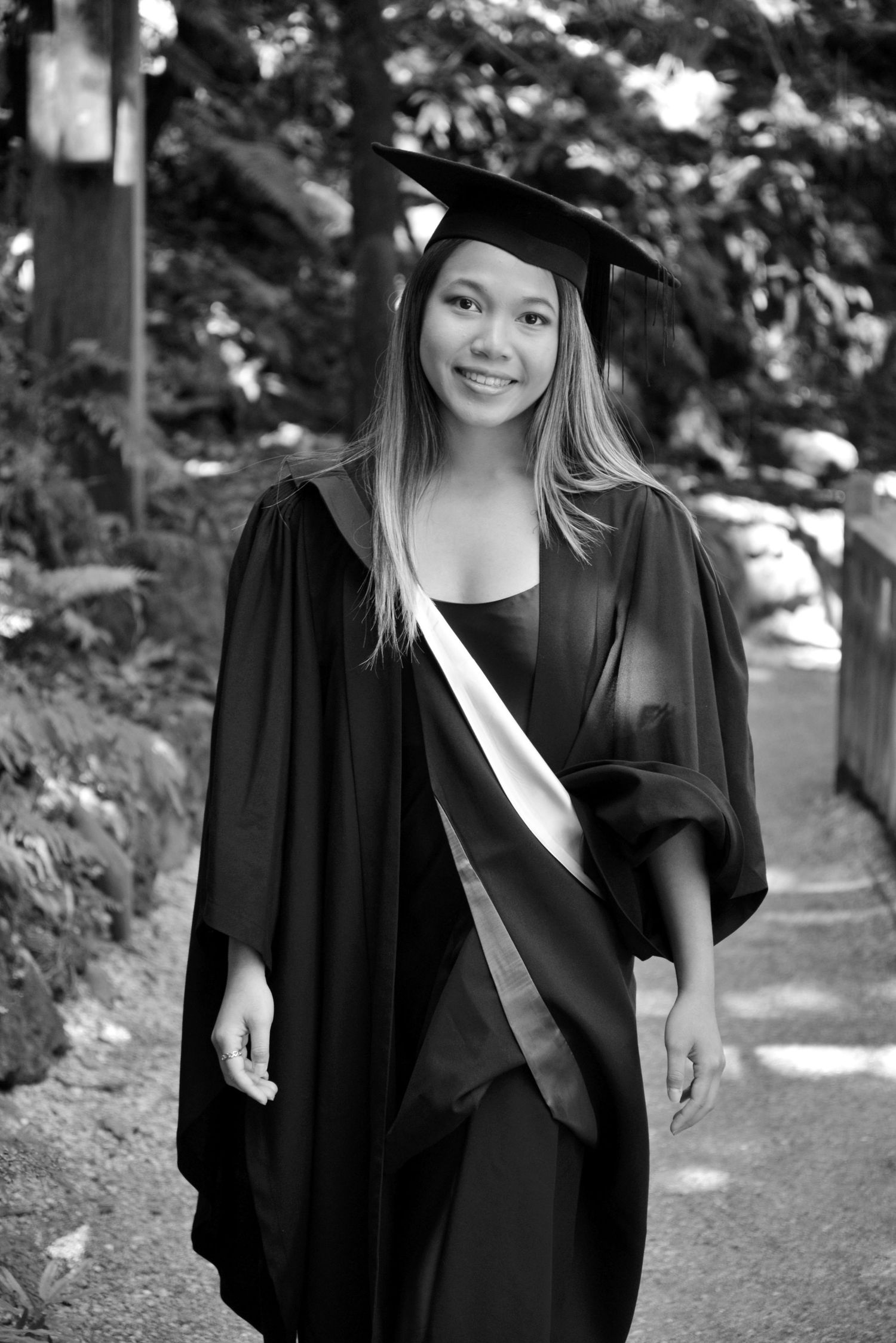 Momentoz - Graduation portraits