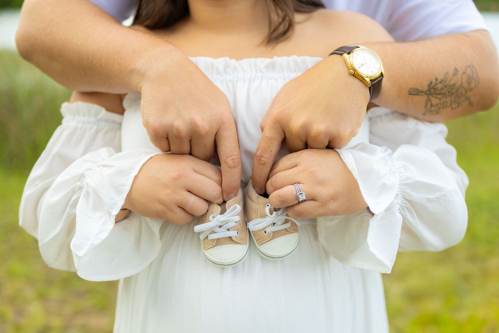 family maternity photo